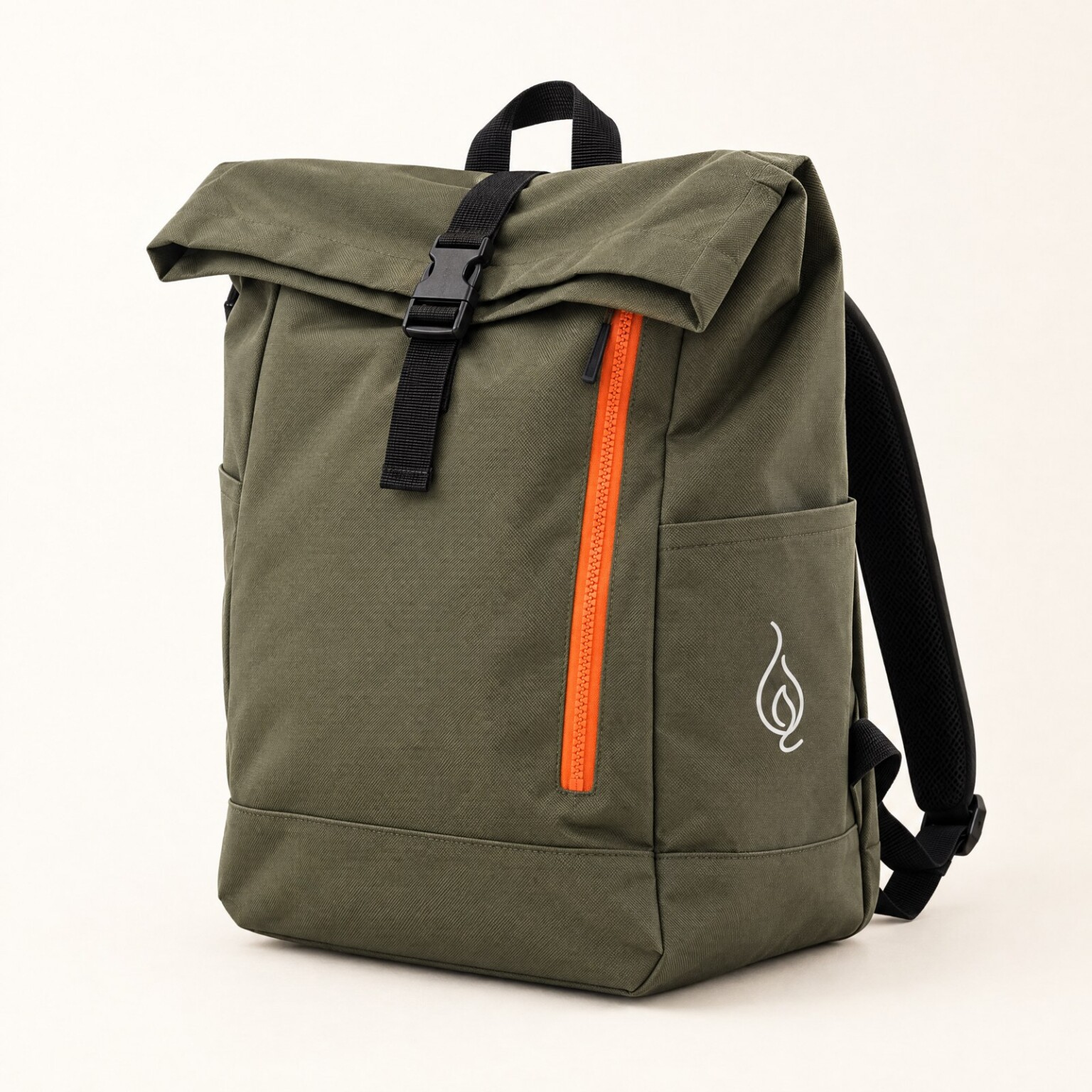 Rolltop-ryggsäck med lågan