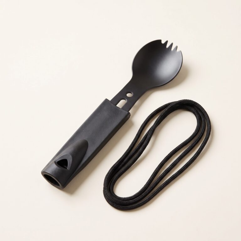 Spork med signalvissla